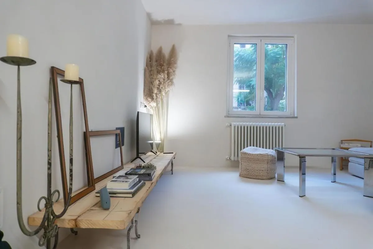 Boutique Studio At Politeama Palermo